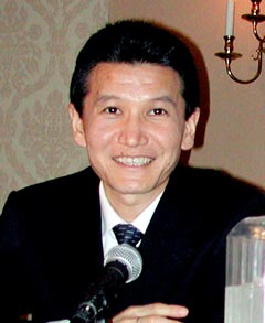 Kirsan Ilyumzhinov, candidate for FIDE President