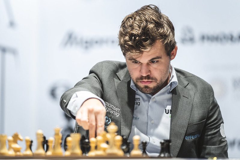 Magnus Carlsen pulls out a huge win in the Chessable Masters! #chess #