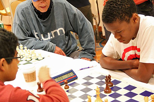 Tyrone Davis gives Gift of Chess to Nigeria - The Chess Drum