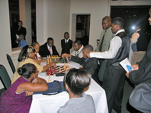 DCCC members playing bughouse.