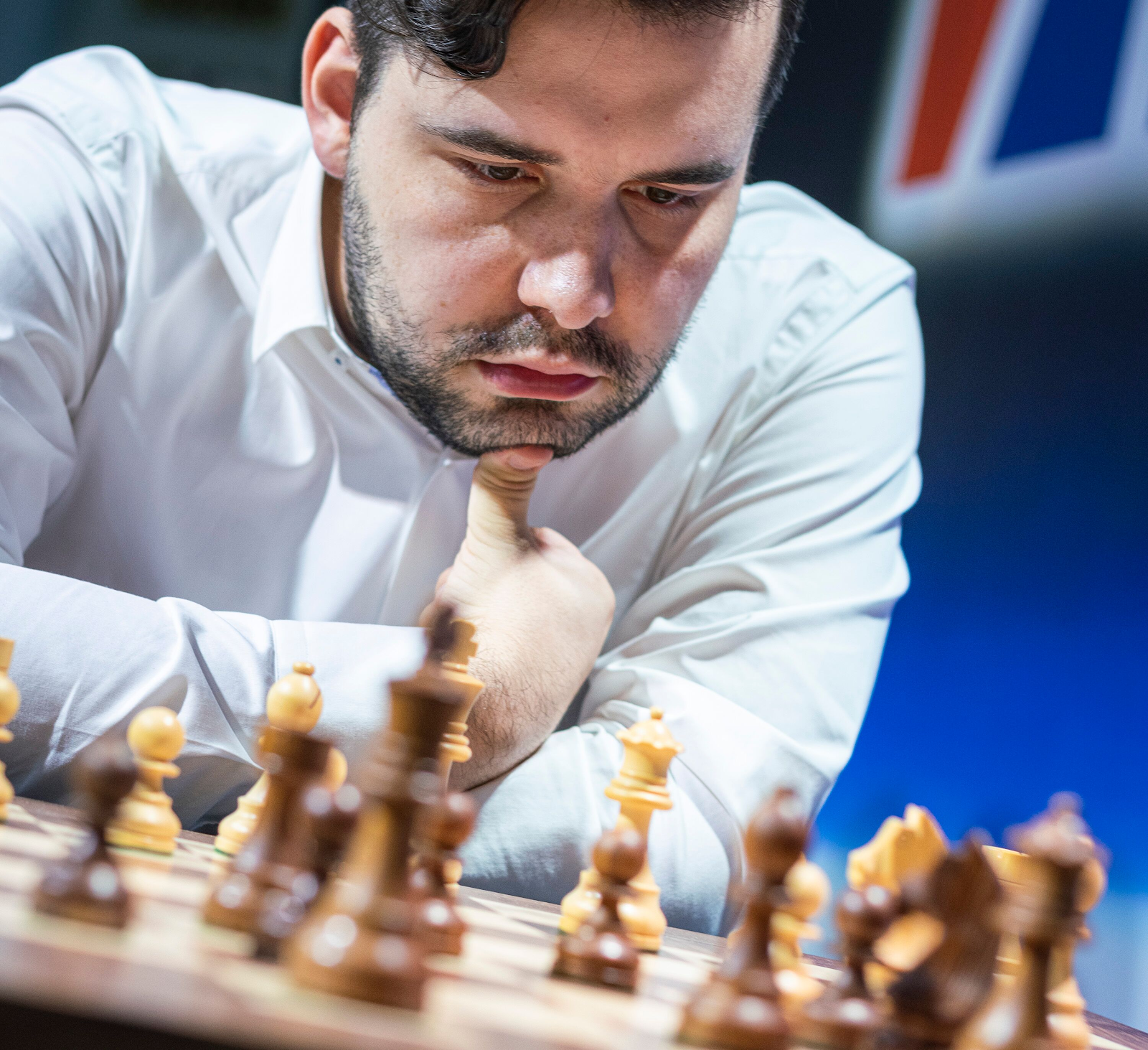 Global Chess League: Magnus Carlsen beats Viswanathan Anand in classic  matchup in Dubai