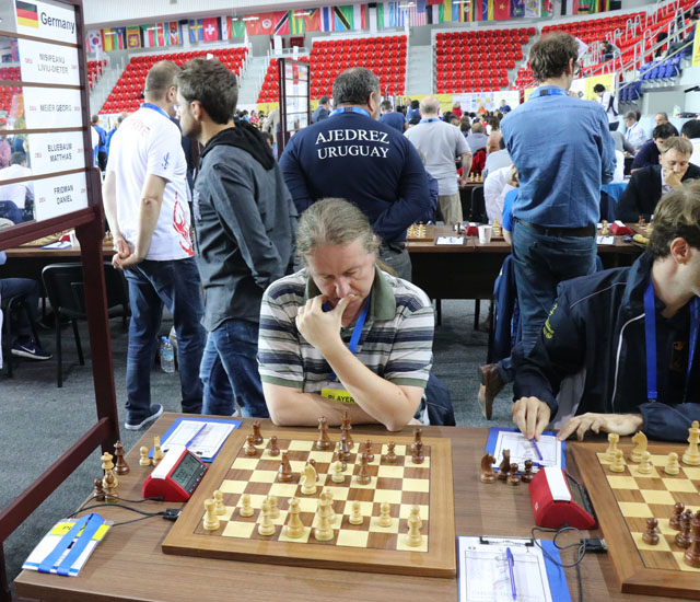 Chess Daily News by Susan Polgar - Cheparinov leads Sochi Grand Prix