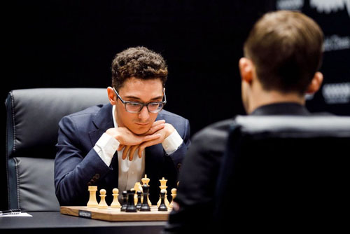 Ian Nepomniachtchi and Fabiano Caruana Begin FIDE Candidates Tournament  with Wins